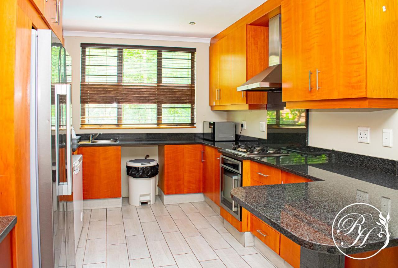 Appartement Roseland House Self Catering à Durban Extérieur photo
